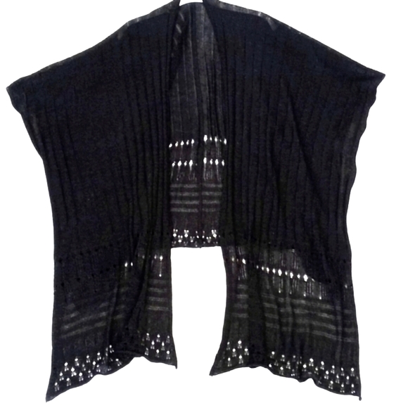 Beautiful Large Black Light Shimmery Knit Shawl w Metallic Threading Threading - Picture 7 of 16